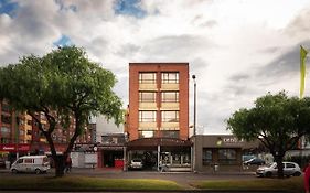 Hotel Ejecutivo Av la Esperanza